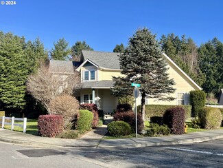 7001 Welch Ct, Brookings, OR 97415
