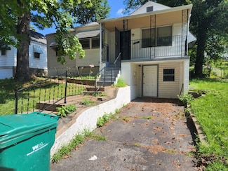 7125 Greenhaven Dr, Saint Louis, MO 63136