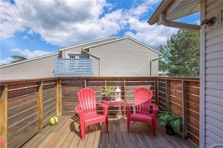 6122 E 127th St, Grandview, MO 64030