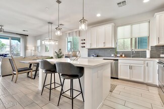 1724 E Bridgeport Pkwy, Gilbert, AZ 85295
