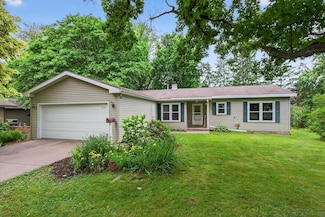 604 Leon St, Rothschild, WI 54474
