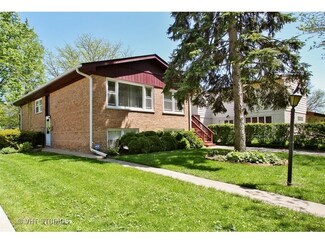 9305 Ewing Ave, Evanston, IL 60203