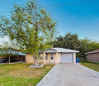 1403 W Hefferman St, Beeville, TX 78102