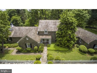 6020 Cricket Rd, Flourtown, PA 19031