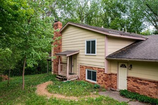 5881 Covington Ln, Minnetonka, MN 55345