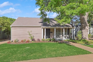 3562 Stadium Dr, Fort Worth, TX 76109