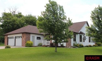 209 Prairie Ct, Janesville, MN 56048