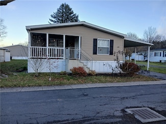 139 Cayuga Way, Manchester, NY 14504