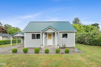 606 Williams Ave, Tillamook, OR 97141
