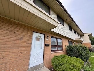 8426 W Villard Ave, Milwaukee, WI 53225