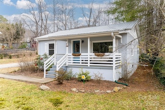 232 Northwest Ave, Swannanoa, NC 28778