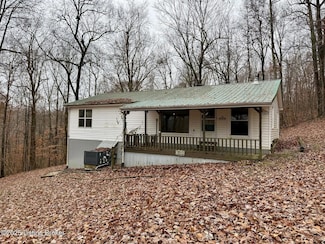 1101 Caneyville Cut Off Rd, Caneyville, KY 42721