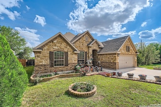 805 Raceland Rd, San Antonio, TX 78245