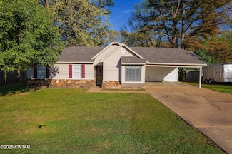 46 Wild Valley Dr, Jackson, TN 38305