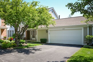 1809 Courtenay Dr Unit 5005, Wheaton, IL 60189