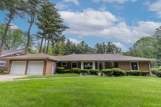 4680 Pinehaven Dr, Saginaw, MI 48638