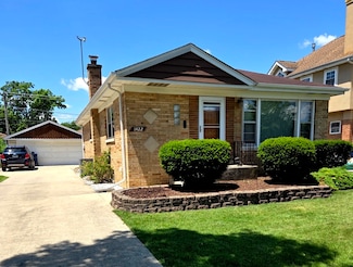 1422 Homestead Rd, La Grange Park, IL 60526