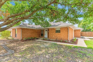 2512 Ingram Rd, Sachse, TX 75048
