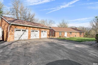 10001 35th St W, Rock Island, IL 61201