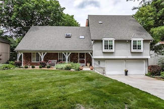 732 W 121st St, Kansas City, MO 64145