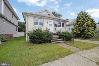 335 Walnut Ave, Gloucester City, NJ 08030