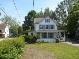 107 Glass St, Pembroke, NH 03275