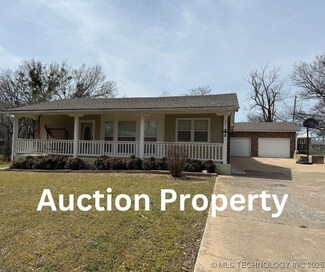 307 S Cherokee St, Locust Grove, OK 74352