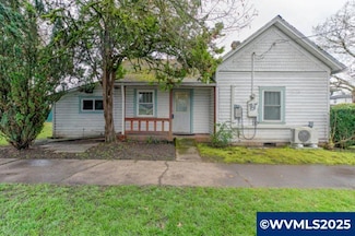 404 16th St SE, Salem, OR 97301