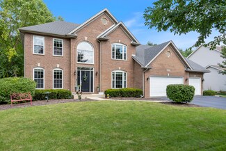 833 Napa Ln, Aurora, IL 60502