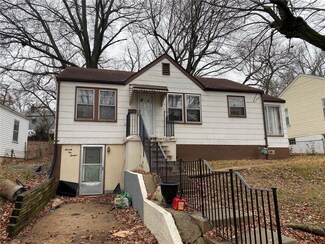 7116 Paisley Dr, Saint Louis, MO 63136