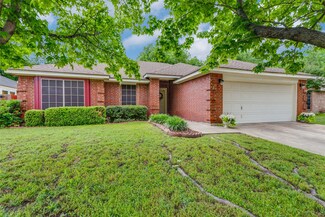 721 Sawyer Dr, Saginaw, TX 76179