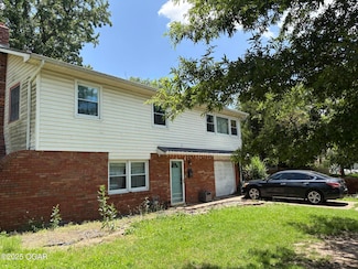 211 Par Ave, Webb City, MO 64870