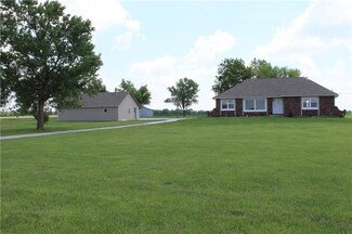 30039 W 383rd St, Osawatomie, KS 66064