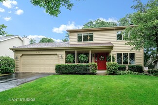 2424 Brockton Cir, Naperville, IL 60565