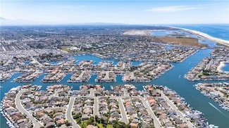 3838 Humboldt Dr, Huntington Beach, CA 92649