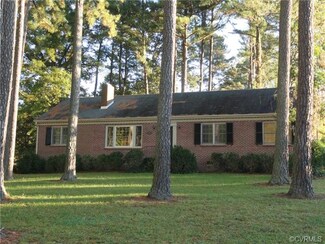 19002 Holly St, Dinwiddie, VA 23841