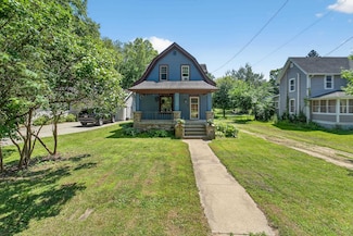 212 Church St, Brooklyn, WI 53521