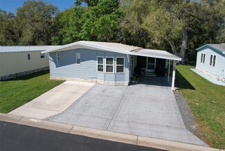 3025 Hickory Dr, Zephyrhills, FL 33543