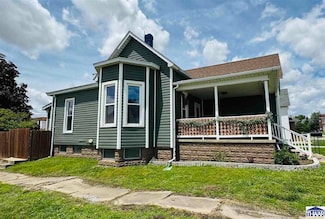 810 Washington St, Clay City, IN 47841