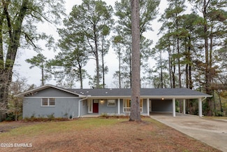 1390 N Hills St, Meridian, MS 39305