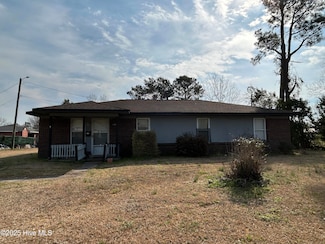 1502 N 26th St, Wilmington, NC 28405