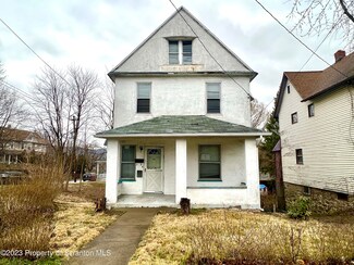 707 Deacon St, Scranton, PA 18509