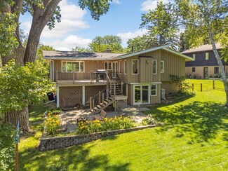 1500 Fairlawn Way, Golden Valley, MN 55416