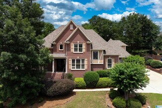 5232 Lake Crest Cir, Birmingham, AL 35226