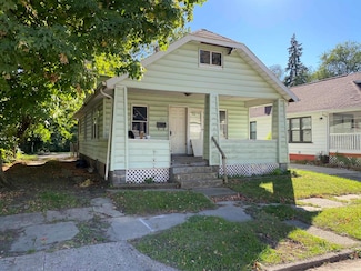1514 Van Buren St, South Bend, IN 46628