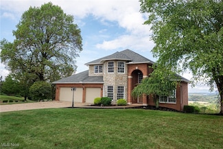 3 Retilly Dr, Coshocton, OH 43812