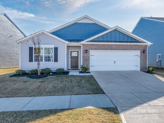 1843 Vanderlyn St, Monroe, NC 28112