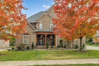 1015 Smokerise Ln, Hendersonville, TN 37075