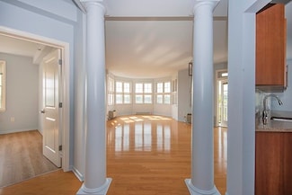 4 Constellation Place Unit 209, Jersey City, NJ 07305