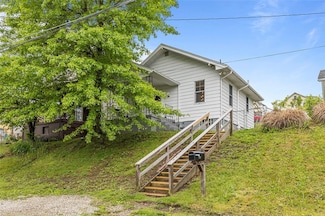 447 Highfield Ave, Canonsburg, PA 15317